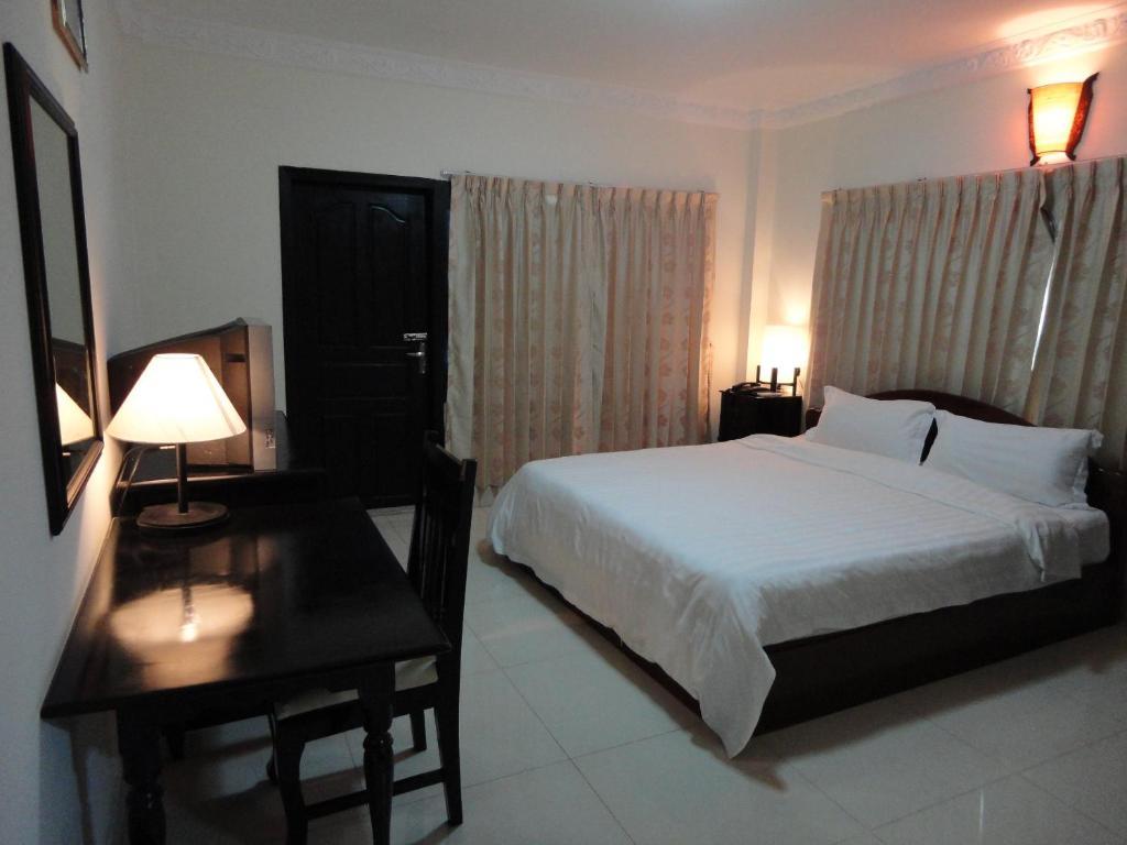Trasak Pa-Em Hotel & Restaurant Phnom Penh Rom bilde