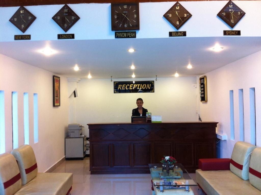 Trasak Pa-Em Hotel & Restaurant Phnom Penh Interiør bilde