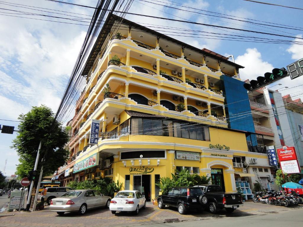 Trasak Pa-Em Hotel & Restaurant Phnom Penh Eksteriør bilde