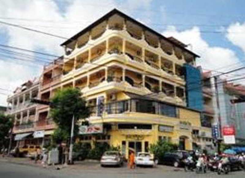 Trasak Pa-Em Hotel & Restaurant Phnom Penh Eksteriør bilde