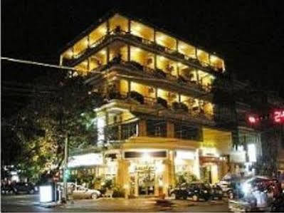Trasak Pa-Em Hotel & Restaurant Phnom Penh Eksteriør bilde